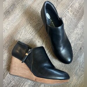 Dr. Scholl’s Work It wedge ankle boots